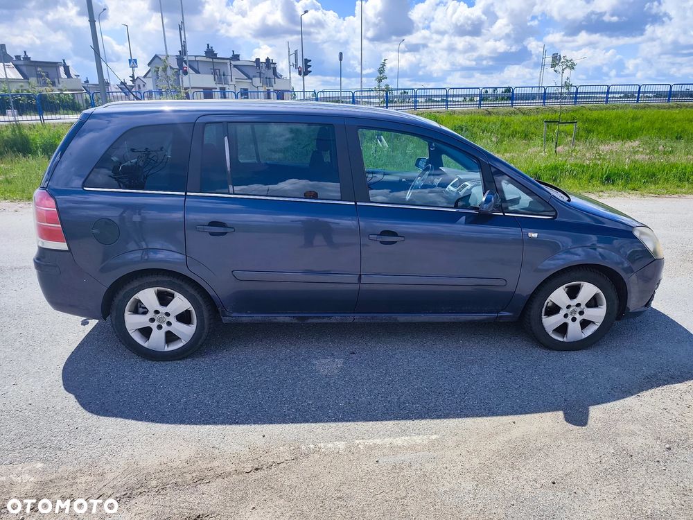 Opel Zafira - 6