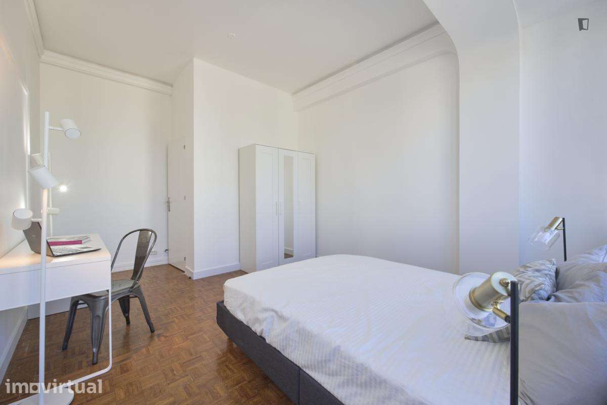 Quarto - localizado em Entrecampos Lisbon - Grande imagem: 4/36