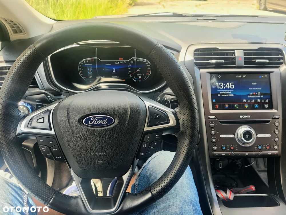 Ford Fusion - 33