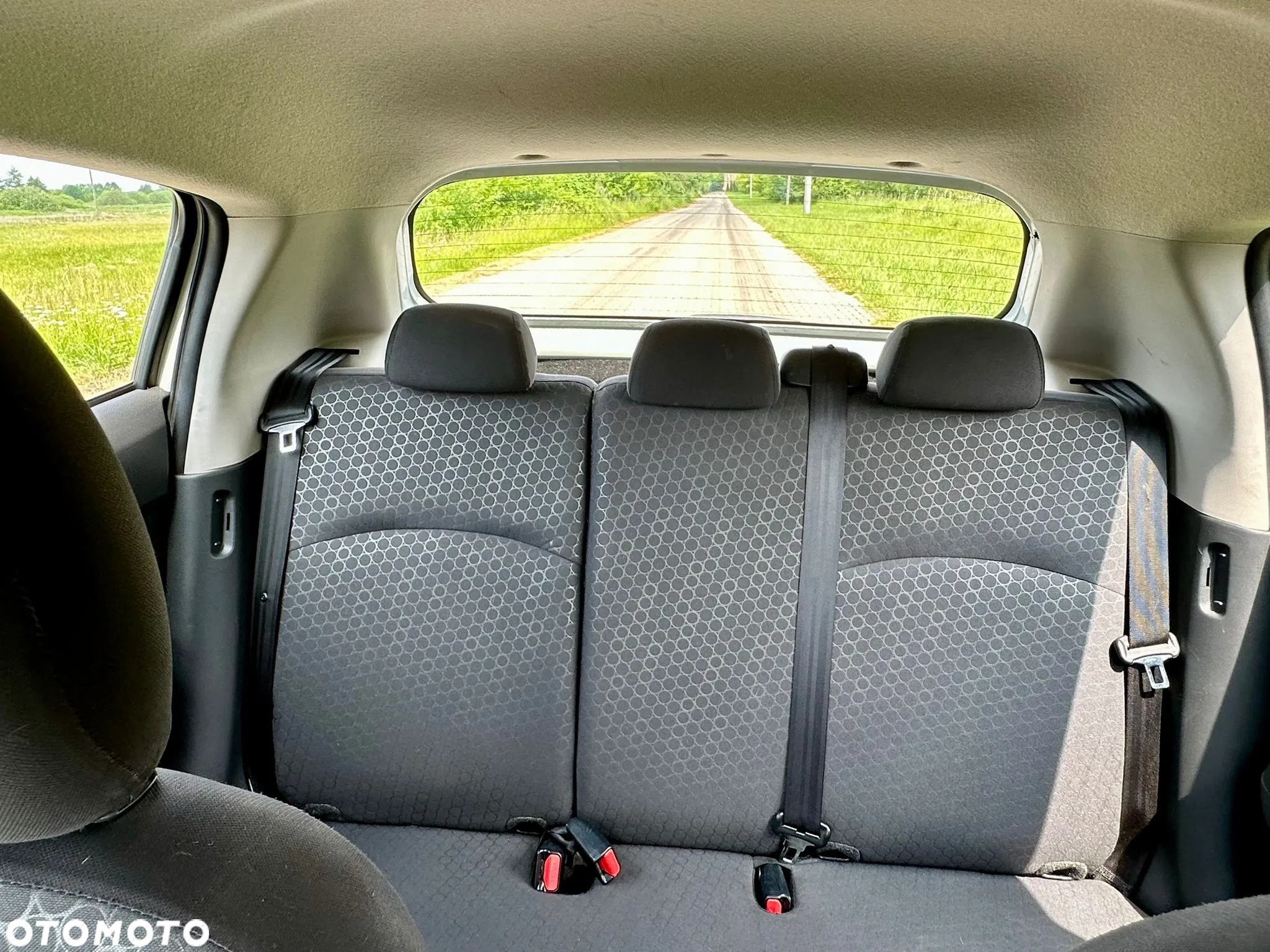Mitsubishi Space Star 1.0 - 10