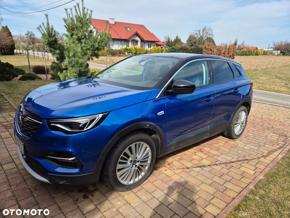 Opel Grandland X 1.2 Start/Stop Automatik Design Line - 2