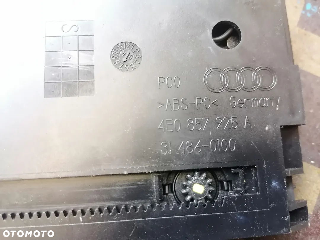 Schowek Szufladka Wizytowanik Kieszeń Deski Audi A8 D3 Europa - 5