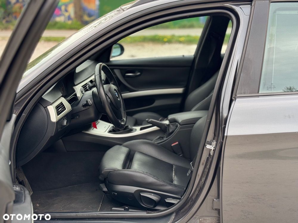 BMW Seria 3 320d - 6