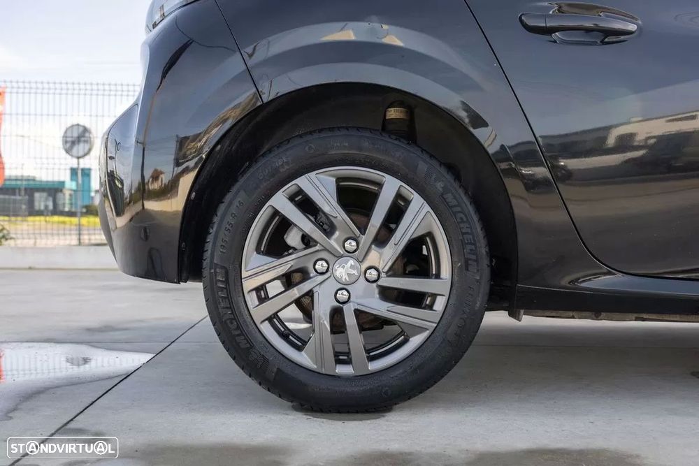 Peugeot 208 1.2 PureTech Allure Pack - 19