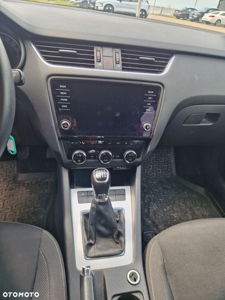 Skoda Octavia 1.5 TSI ACT Ambition - 16