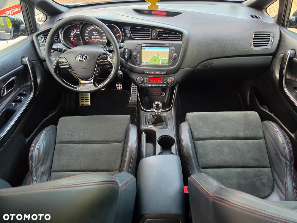 Kia Ceed - 17