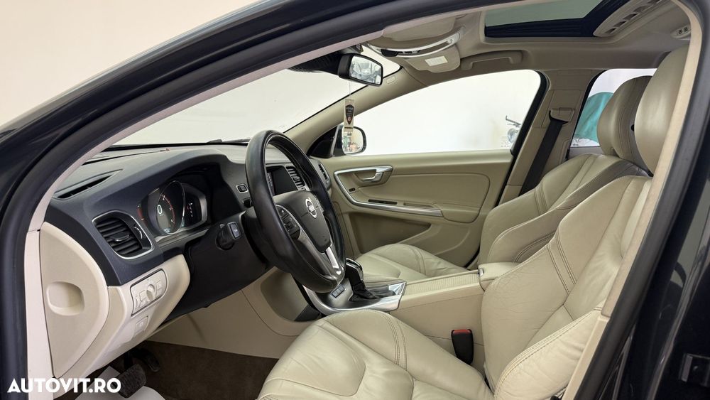 Volvo V60 - 12