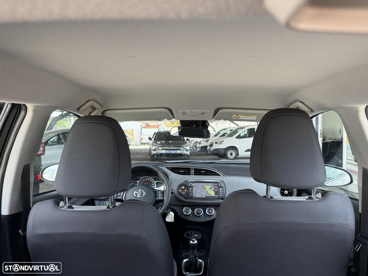 Toyota Yaris 1.0 VVT-i Comfort Plus - 39