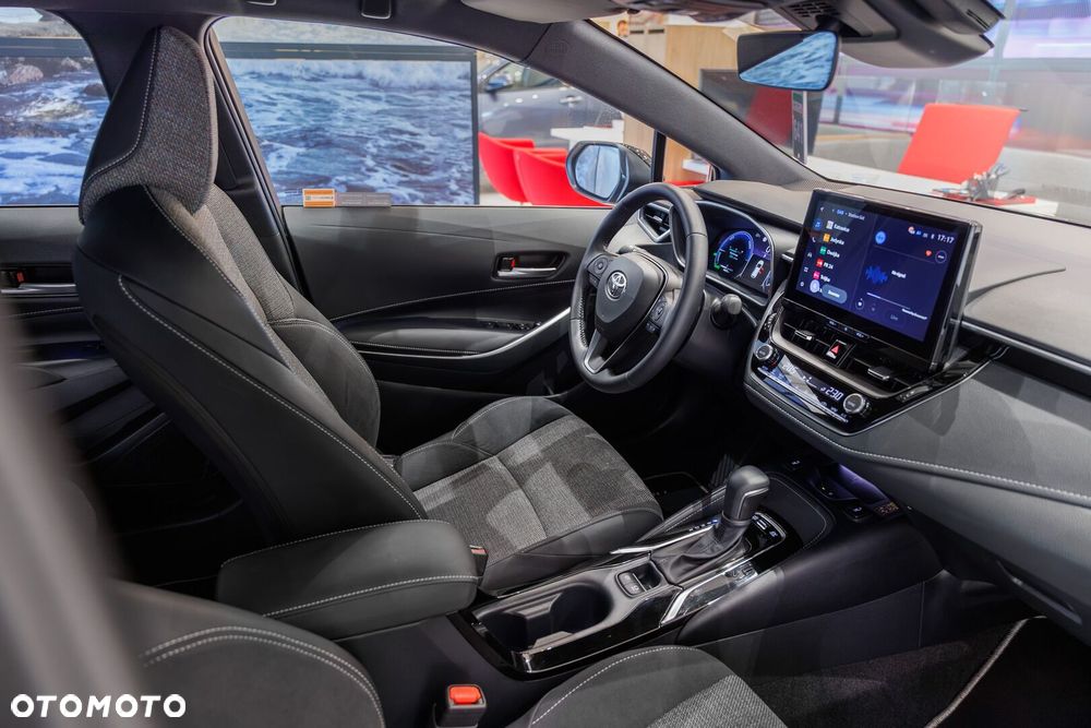 Toyota Corolla 1.8 Hybrid Style - 29