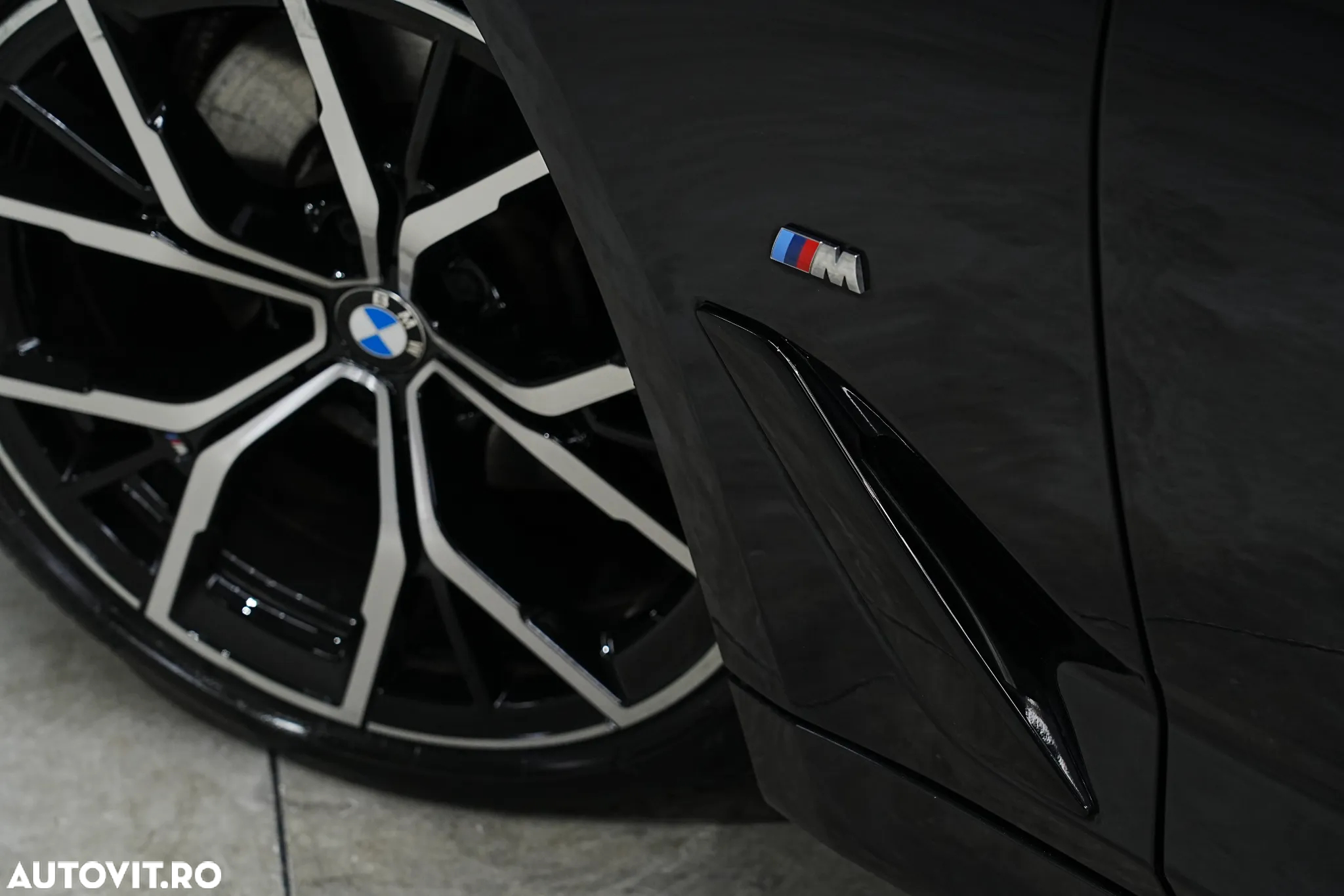 BMW Seria 5 520d AT MHEV - 32