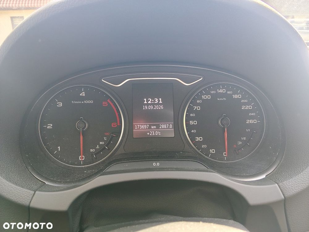 Audi A3 Sportback 1.6 TDI Attraction - 8