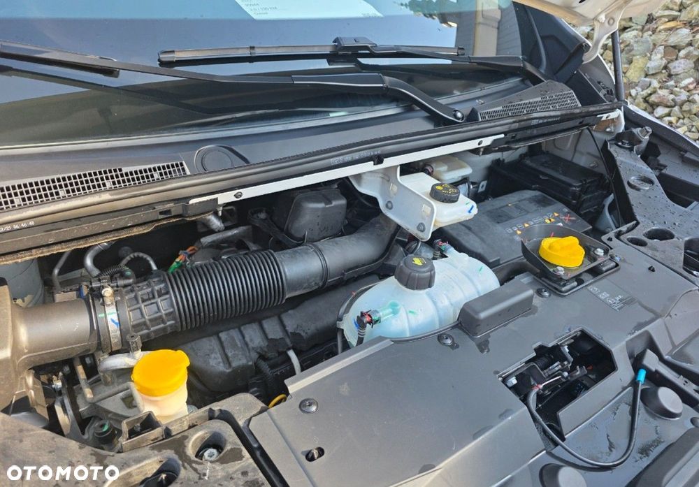 Renault Trafic - 32