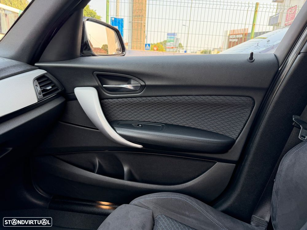 BMW 118 d Pack M - 41