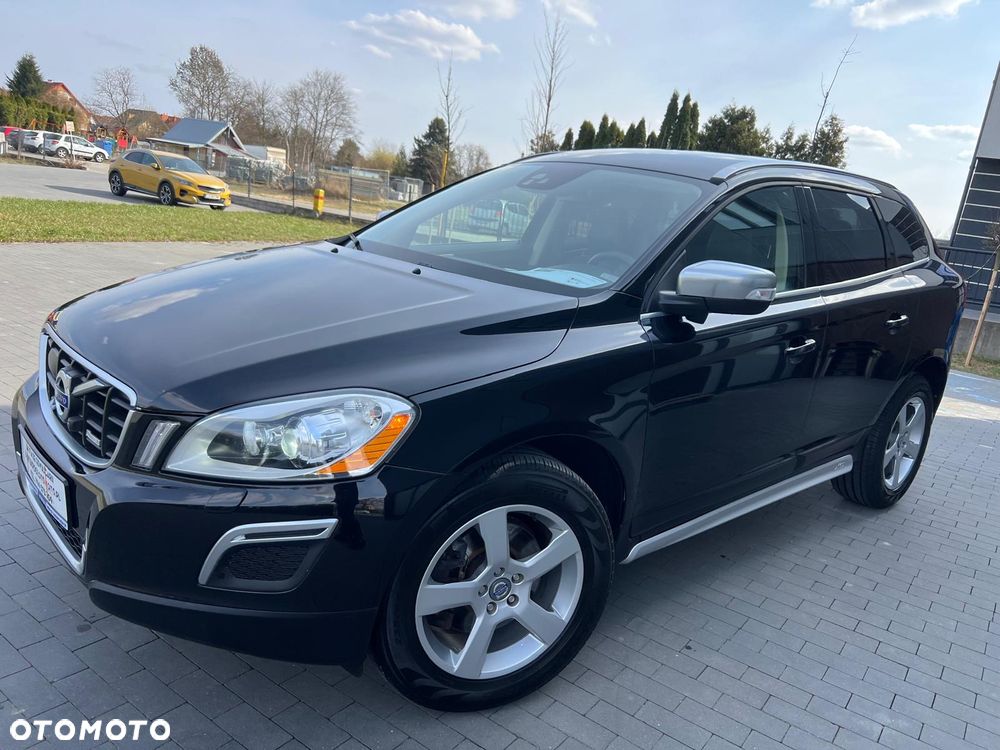 Volvo XC 60 D4 AWD R-Design Kinetic - 3