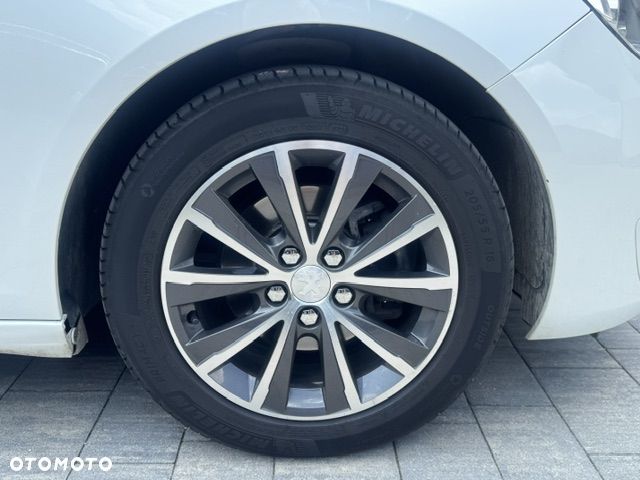 Peugeot 308 - 29