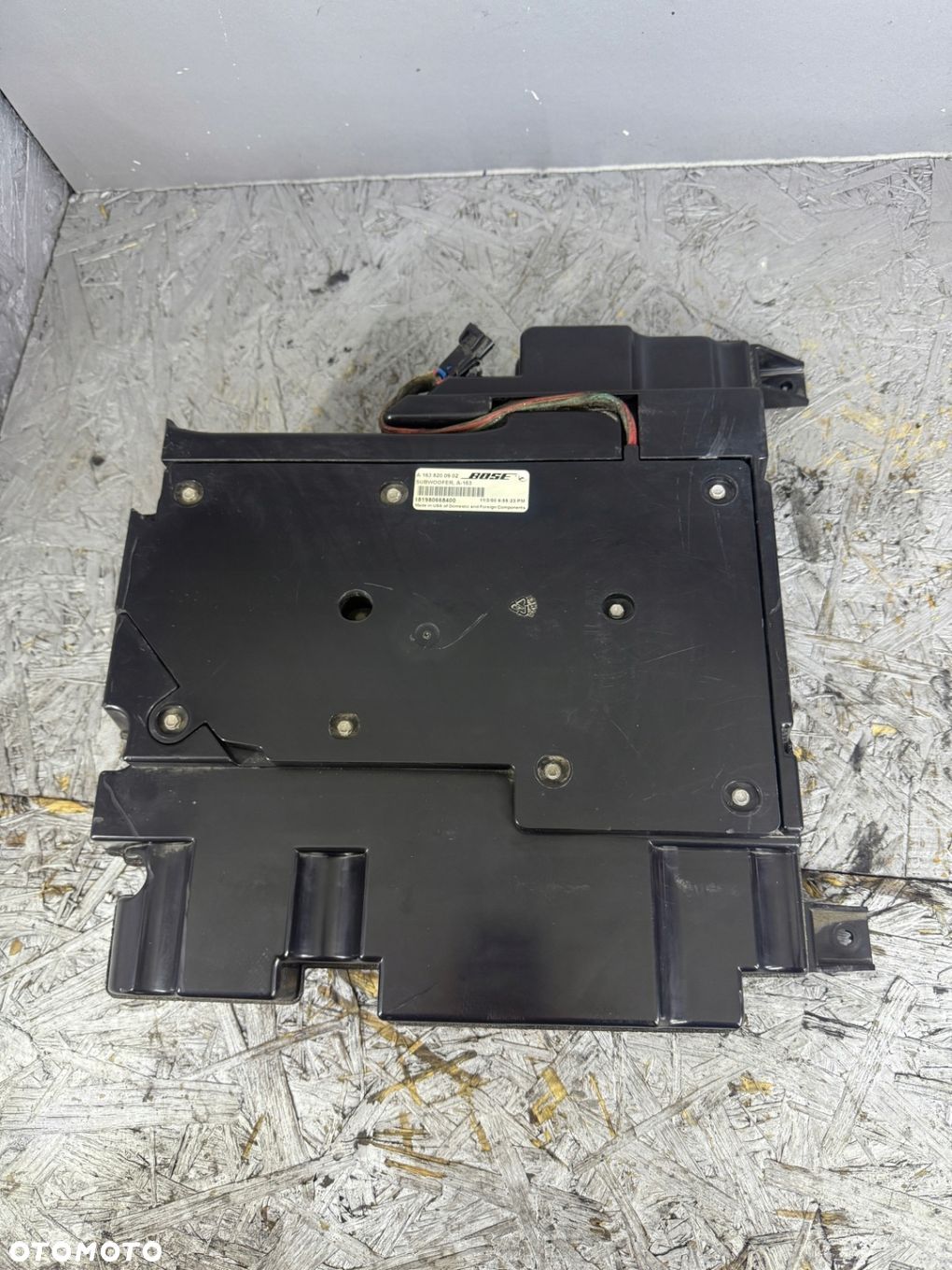 Głośnik SUBWOOFER BOSE Mercedes ML163 - 1