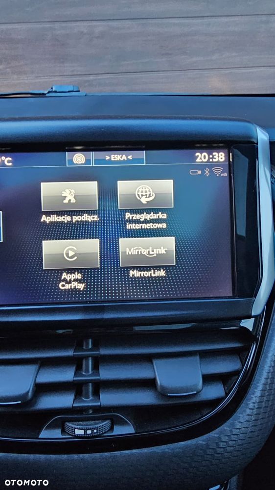 Peugeot 2008 1.2 Pure Tech GPF Crossway S&S - 23