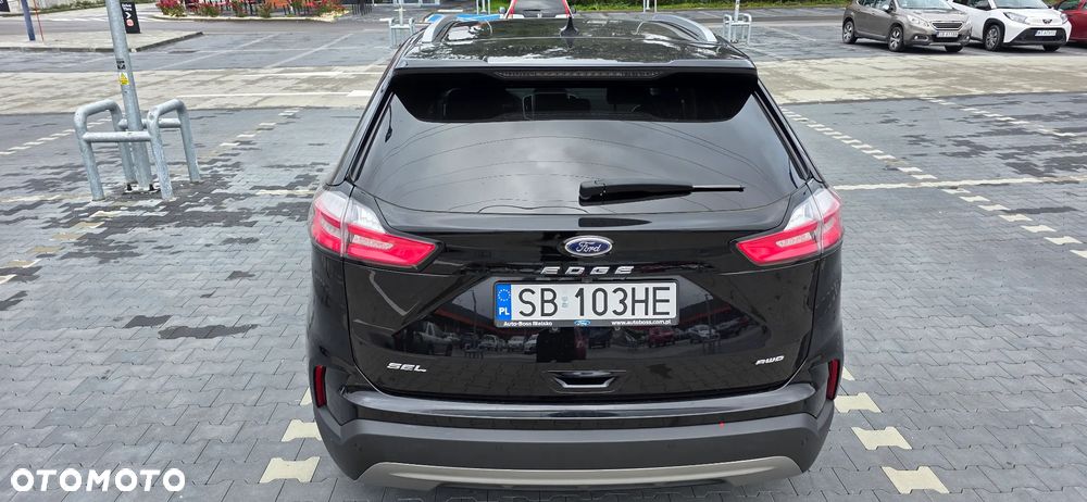 Ford Edge - 8