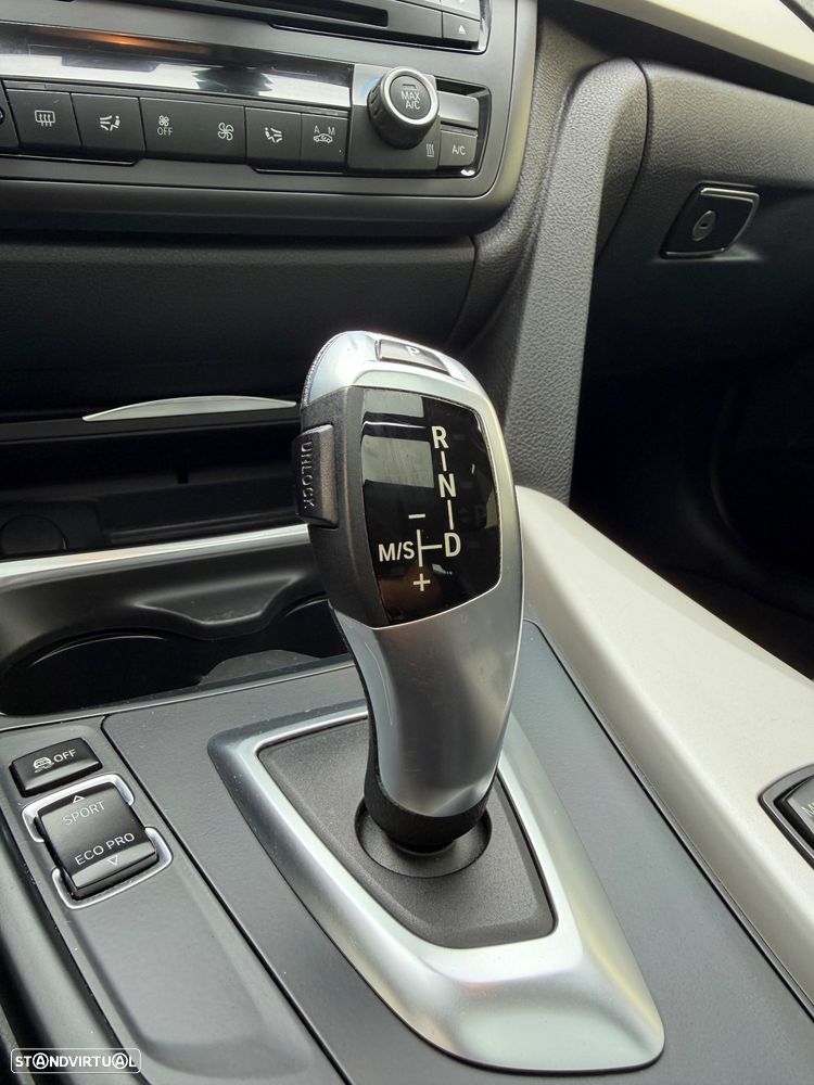 BMW 318 d Auto - 5