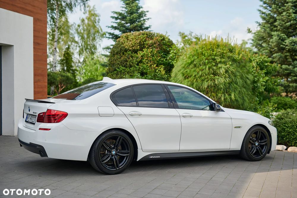 BMW Seria 5 535i - 10
