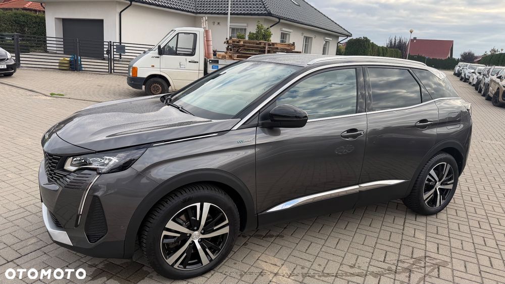 Peugeot 3008 1.6 PureTech HYbrid4 GT S&S EAT8 - 11