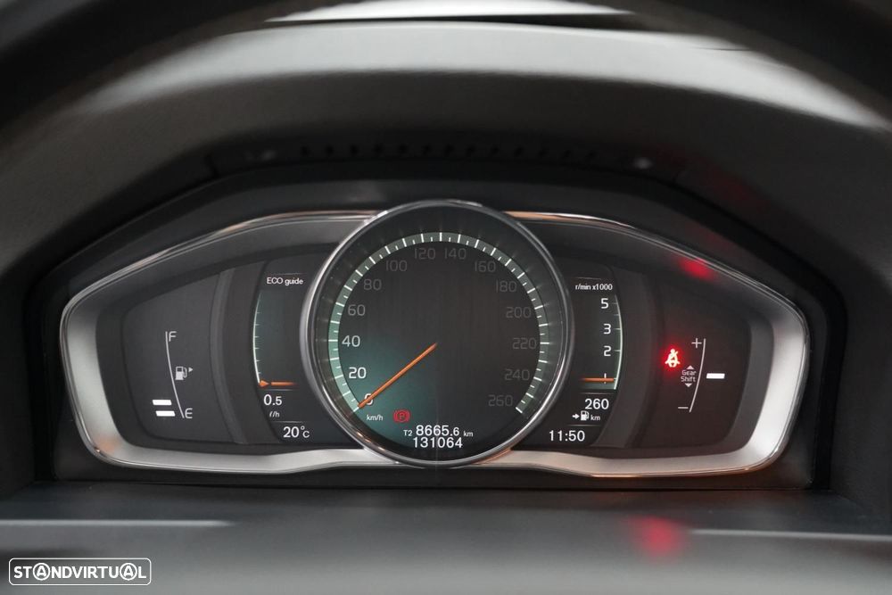 Volvo S60 2.0 D2 R-Design - 10