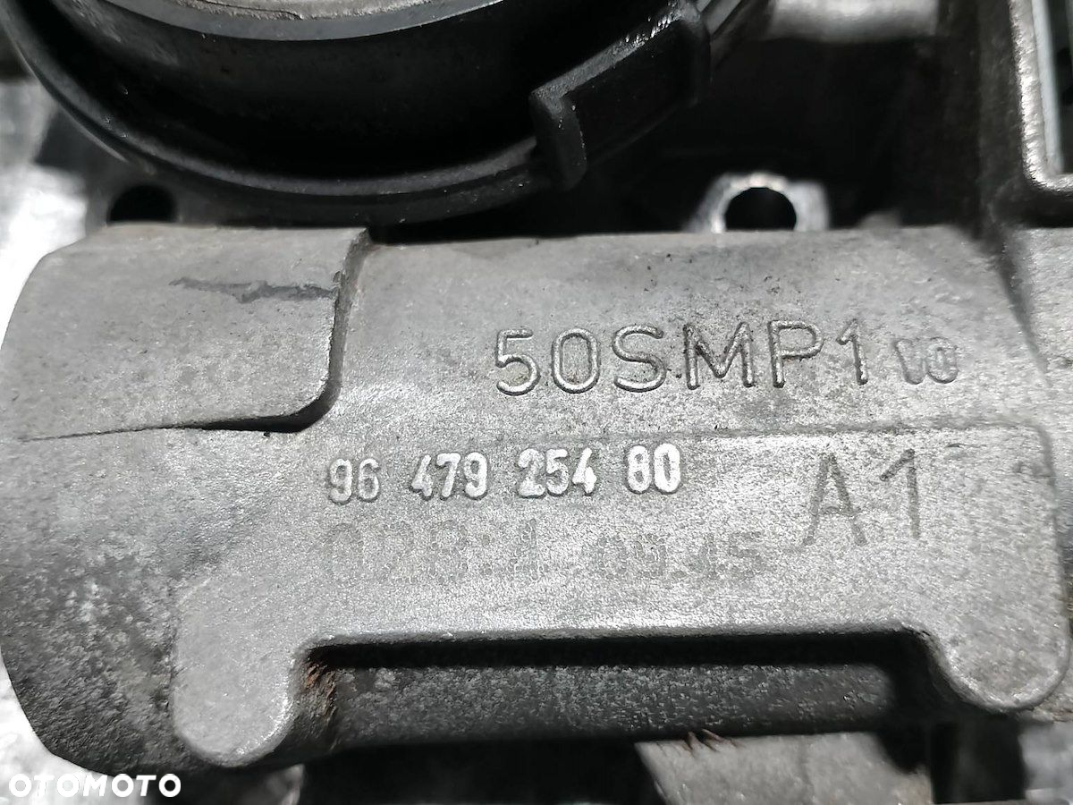PRZEPUSTNICA PEUGEOT 307 9647925480 1.4 16V - 7