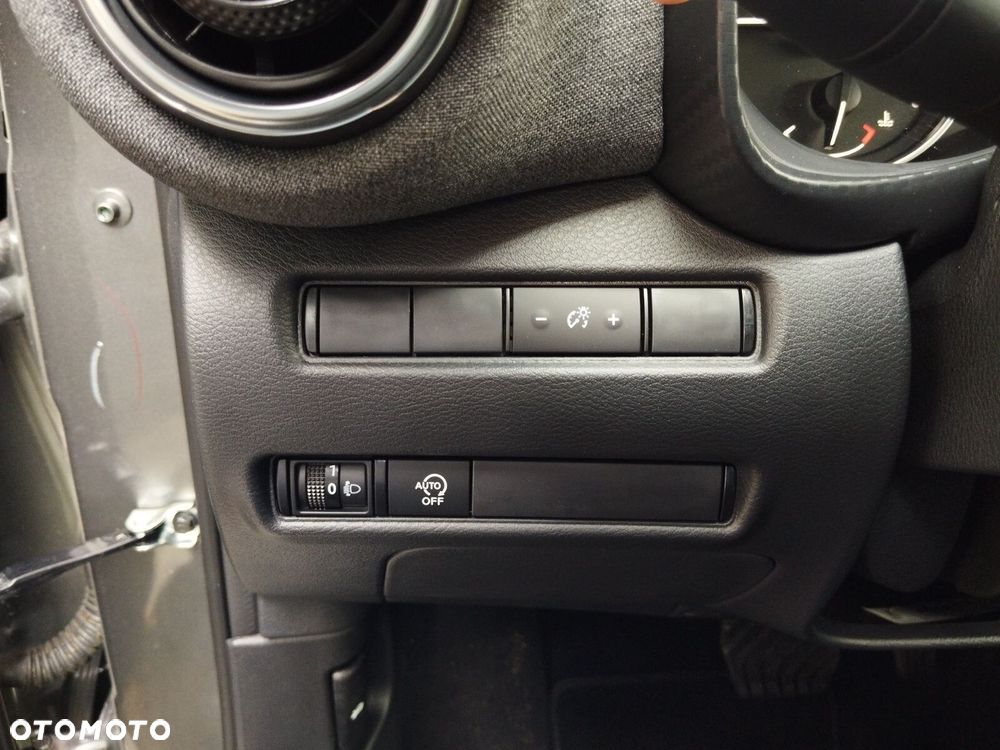 Nissan Juke 1.0 DIG-T Acenta DCT - 20