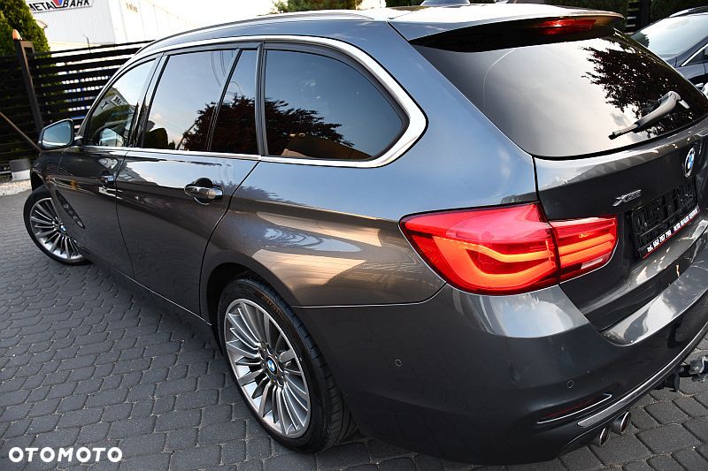 BMW Seria 3 320d xDrive Edition Luxury Line Purity - 33
