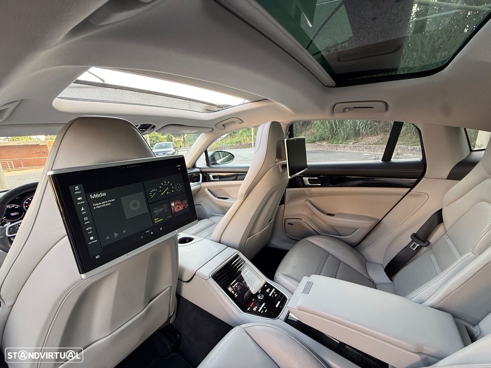 Porsche Panamera - 14