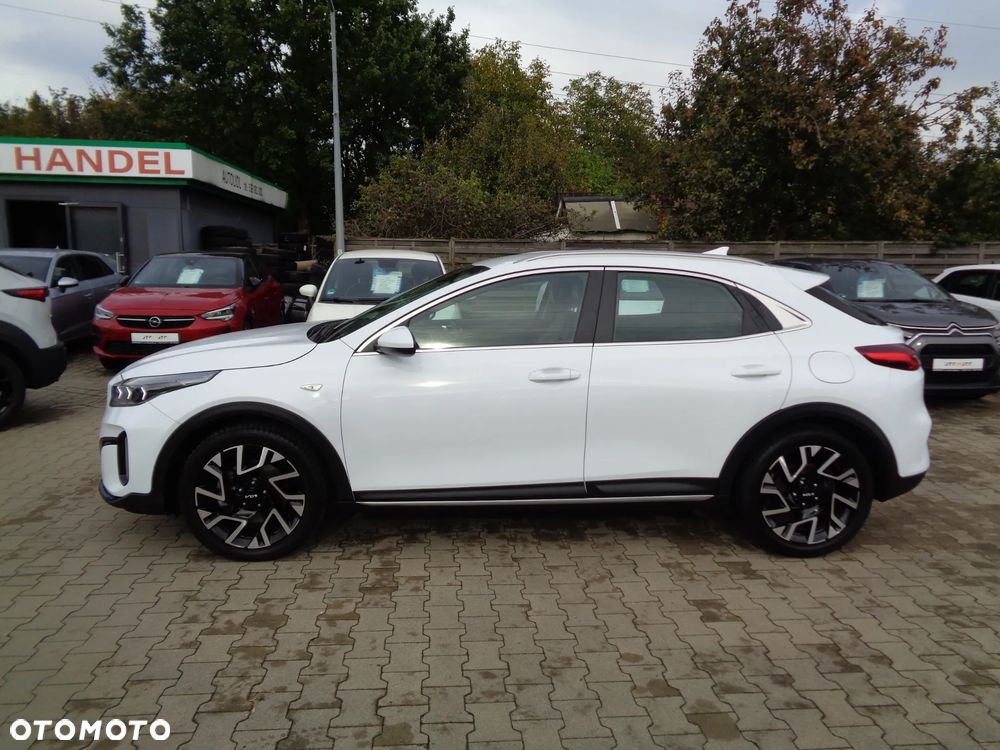Kia XCeed 1.5 T-GDI Business Line DCT - 1