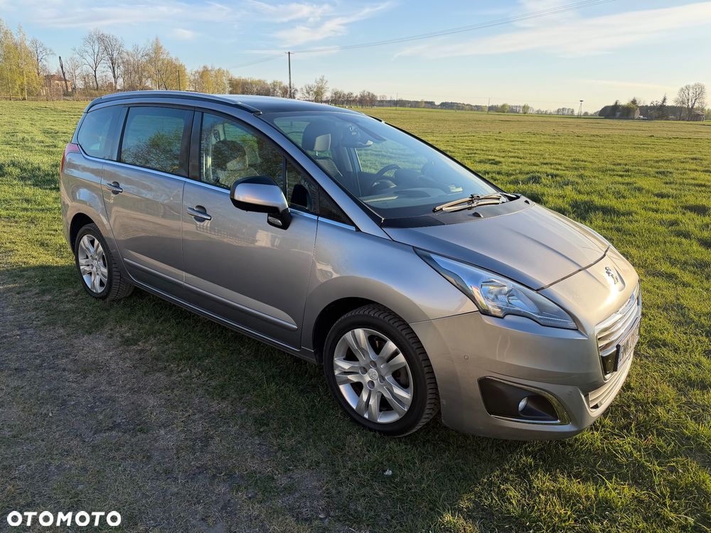 Peugeot 5008 HDI 150 Allure - 1