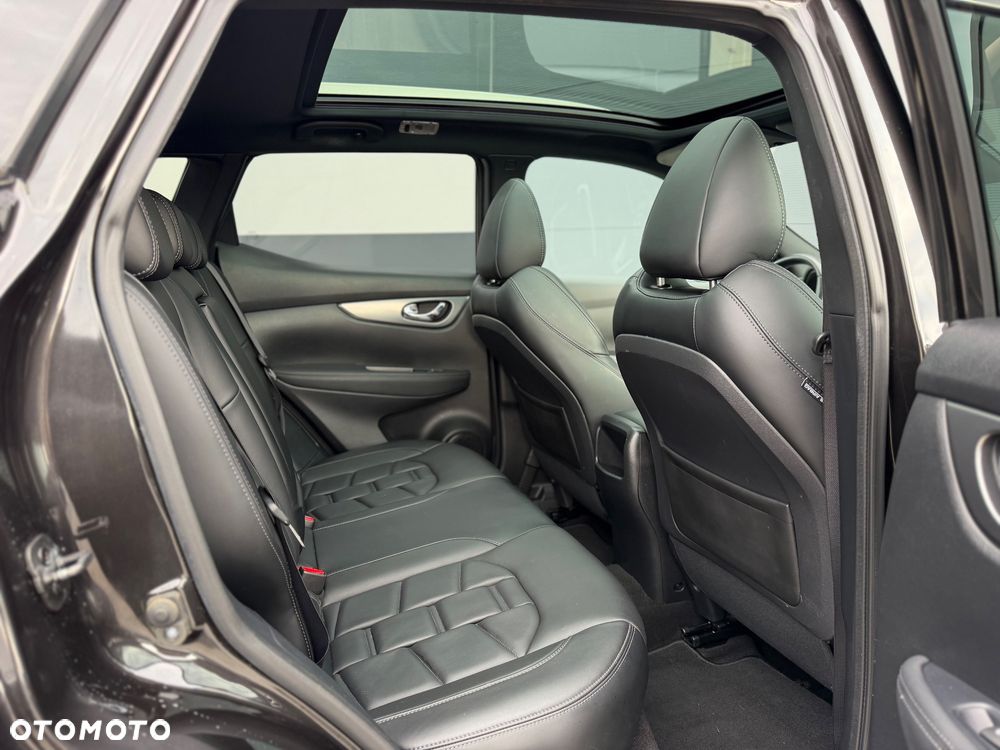 Nissan Qashqai 1.6 DIG-T Tekna+ - 19