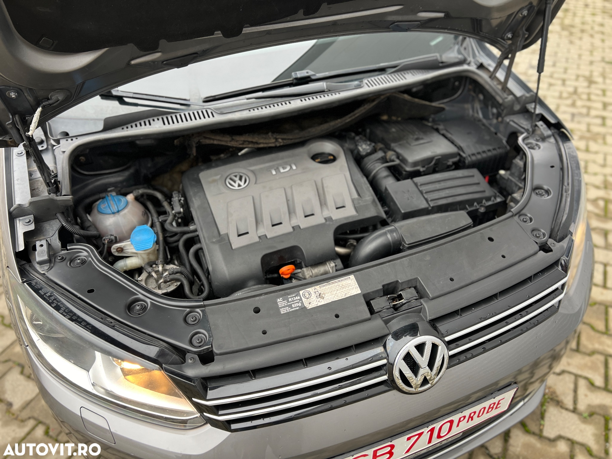 Volkswagen Touran 1.6 TDI BlueMotion Technology Trendline - 13