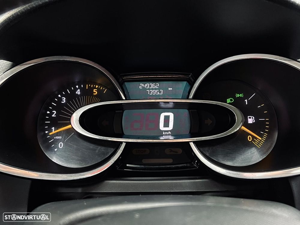 Renault Clio 1.5 dCi Comfort - 33