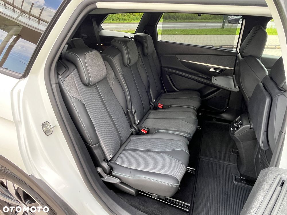 Peugeot 5008 2.0 BlueHDi Allure Pack S&S EAT8 - 17