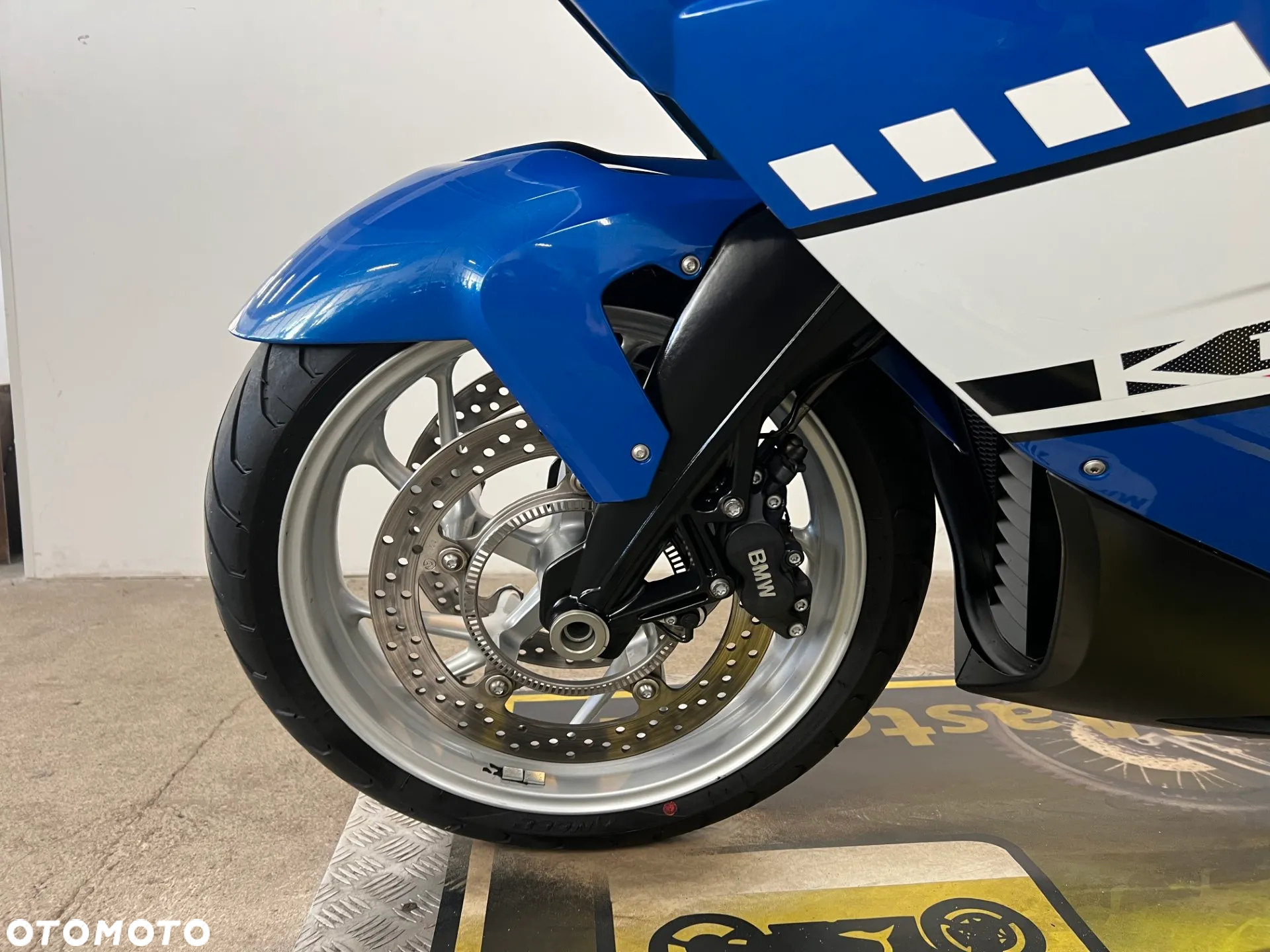 BMW K - 19