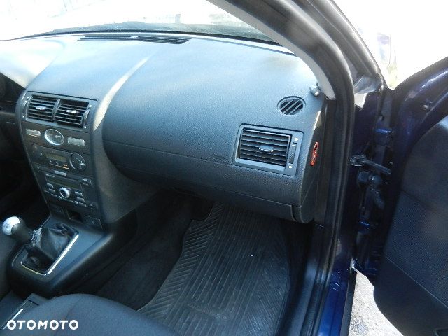 Ford Mondeo 1.8 Trend X - 15