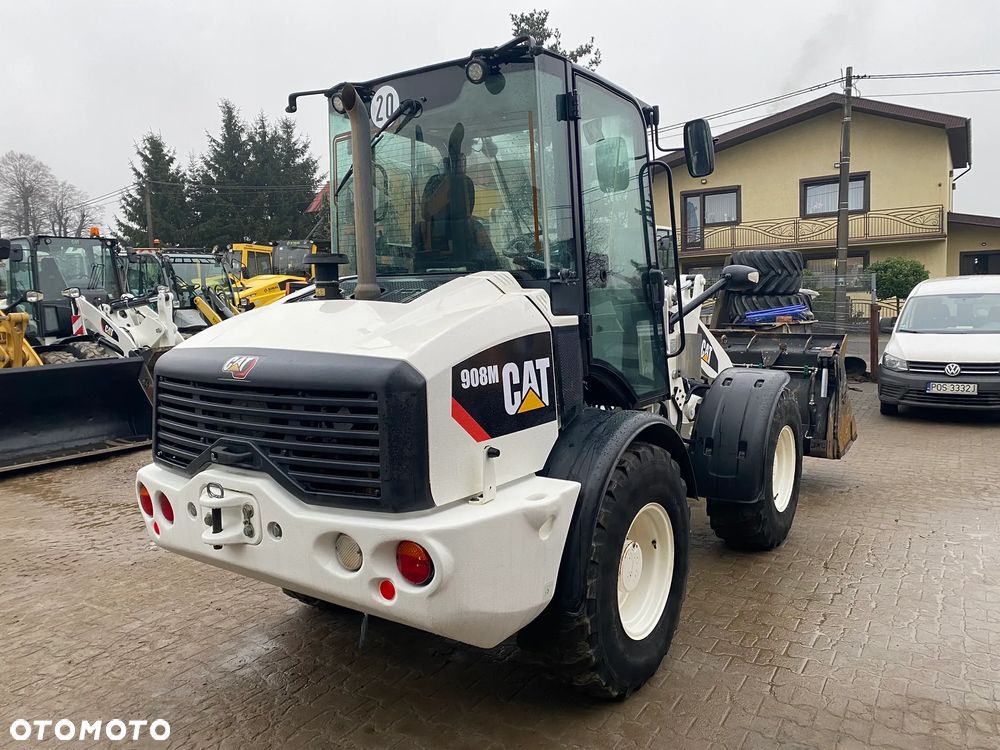Caterpillar CAT 908M, 2020 ROK, 3400 MTH, ŁYŻKA OTWIERANA + WIDŁY, z NIEMIEC, - 5