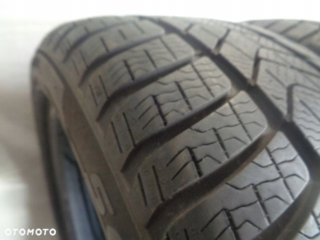 2X Pirelli Winter SottoZero 3 225/45R18 95H MO - 2