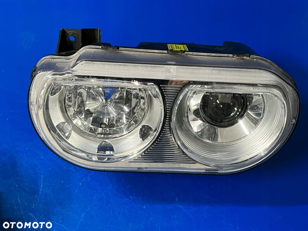 LAMPY BI XENON DODGE CHALLENGER KOMPLETNE BDB - 6