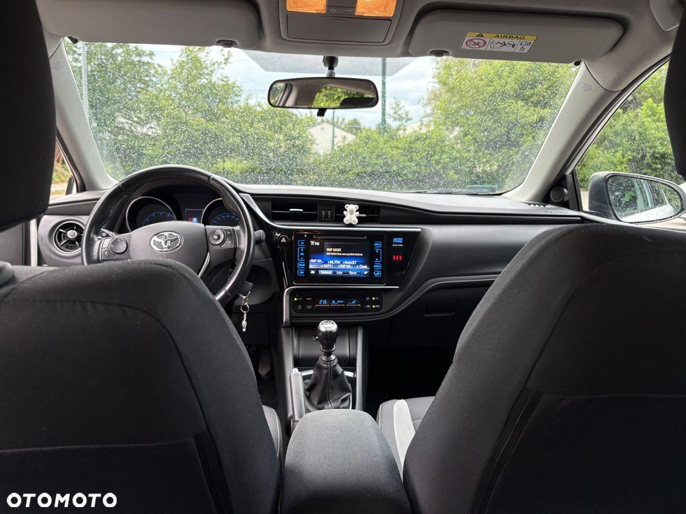 Toyota Auris 1.6 Comfort - 24