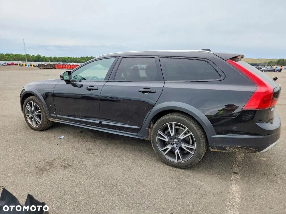 Volvo V90 - 3