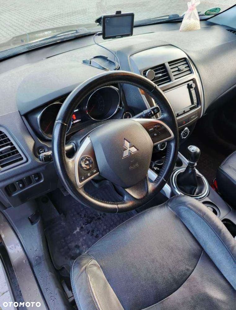 Mitsubishi ASX - 13