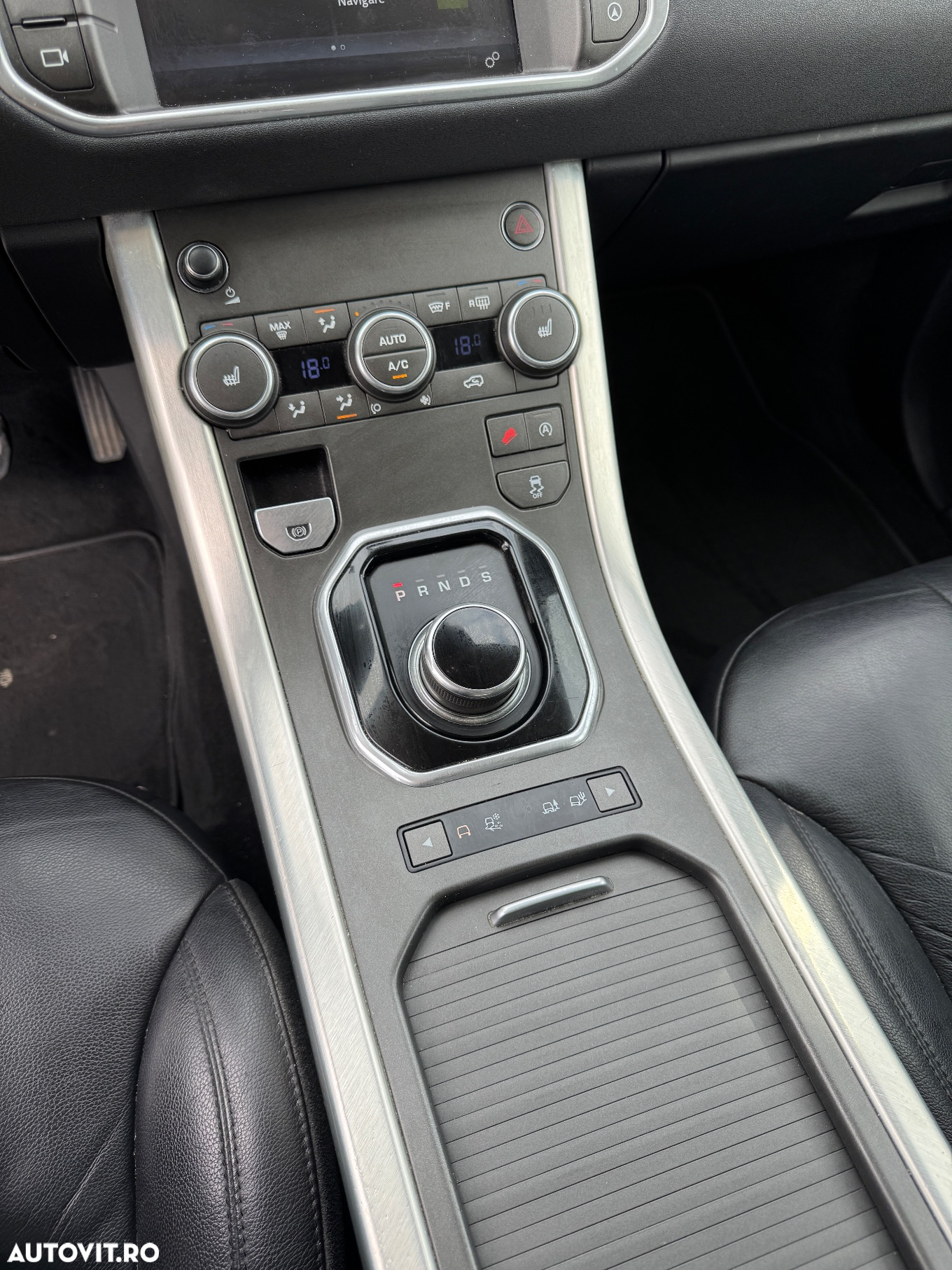 Land Rover Range Rover Evoque - 16