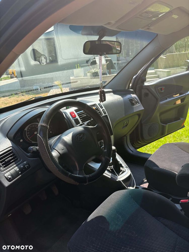 Hyundai Tucson 2.0 Comfort 2WD - 5