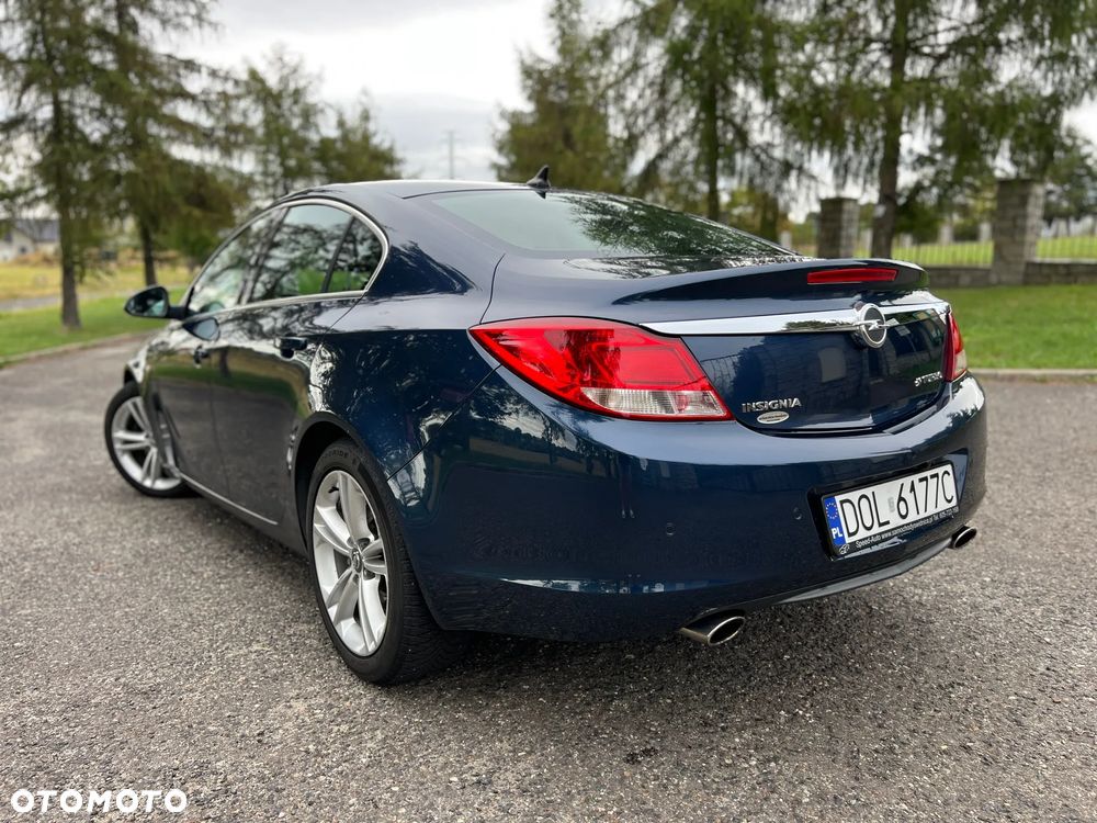Opel Insignia 2.0 T Sport - 2