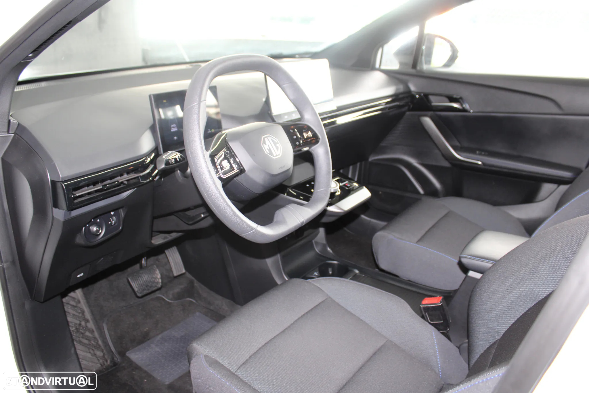 MG MG4 51 kWh Standard - 22