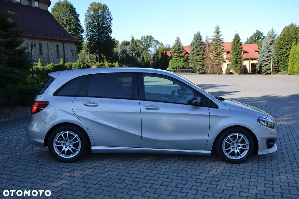 Mercedes-Benz Klasa B 200 7G-DCT UrbanStyle Edition - 7