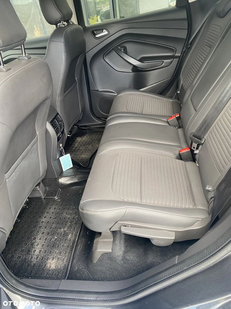 Ford Kuga 2.0 TDCi 4x4 Titanium - 5